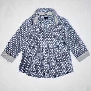 TALBOTS sz10 Stretch Cotton Wrinkle Resistant Shirt Blouse Blue White 3/4 Sleeve